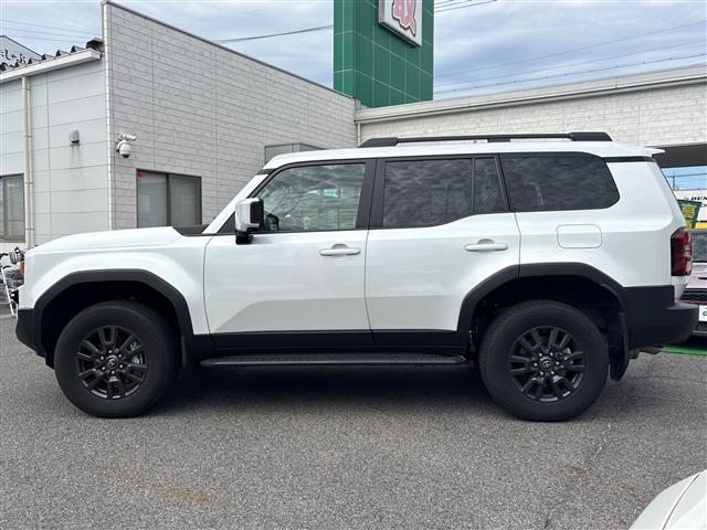 Toyota Land Cruiser 250 11