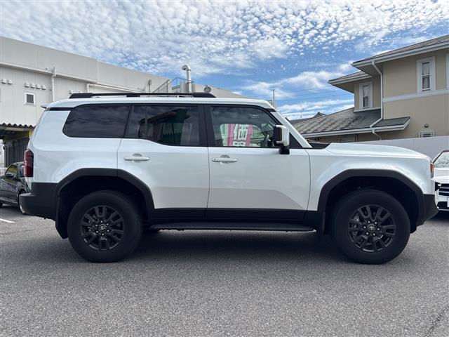 Toyota Land Cruiser 250 10