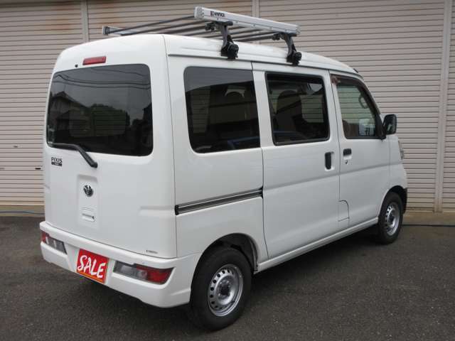 Toyota Pixis Van 10
