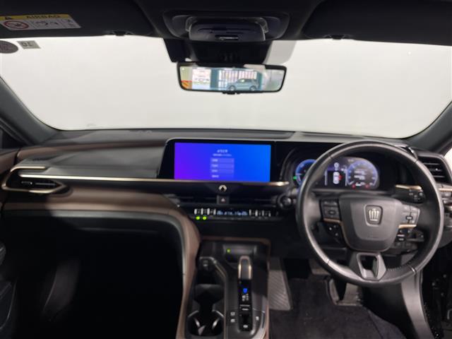 Toyota Crown Crossover 2