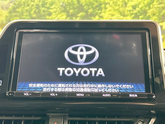 Toyota C-HR 4