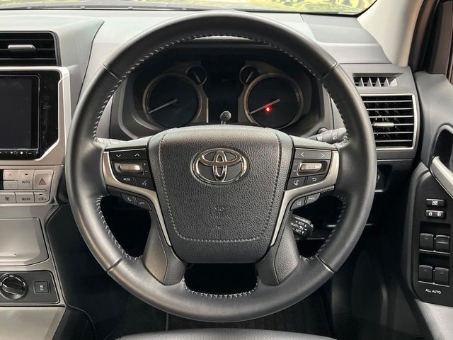 Toyota Land Cruiser Prado 11