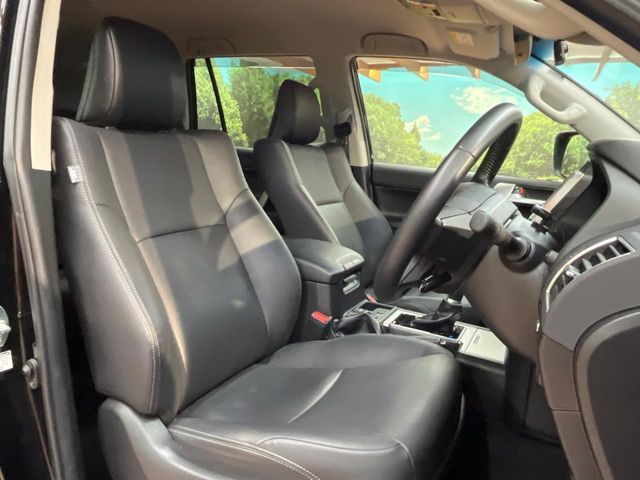 Toyota Land Cruiser Prado 8