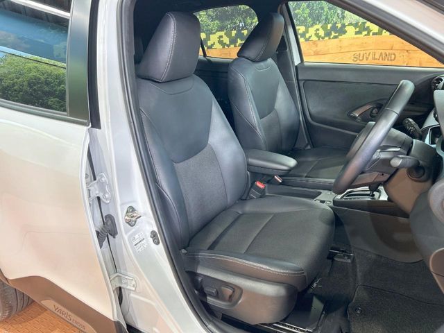 Toyota Yaris Cross 8