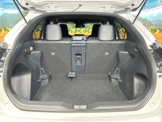 Toyota Yaris Cross 10