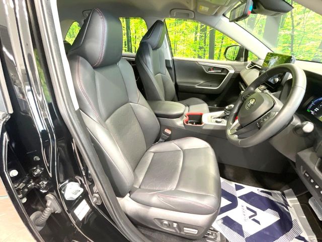 Toyota RAV4 8