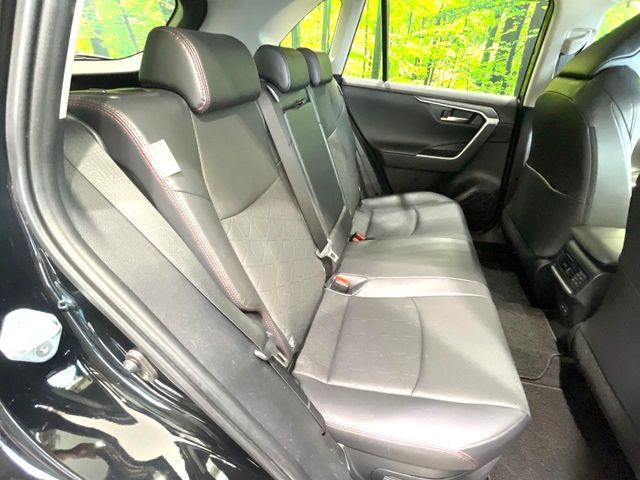Toyota RAV4 9