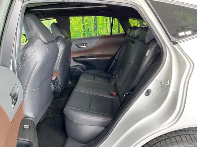 Toyota Harrier 9