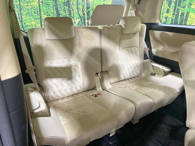 Toyota Alphard 10