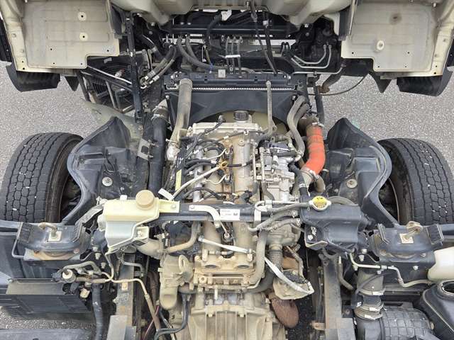 Mitsubishi Fuso Canter 7