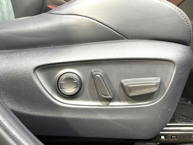 Toyota Harrier 6