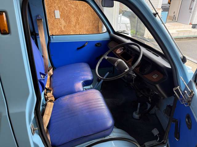 Daihatsu Hijet Van 6