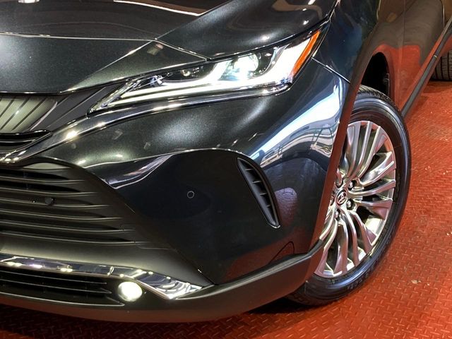 Toyota Harrier 12