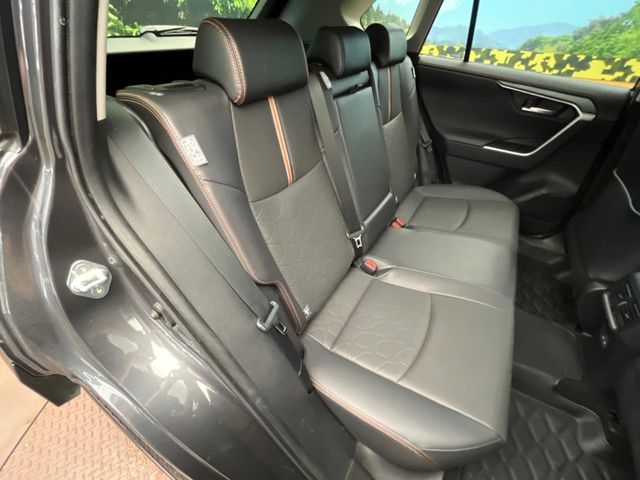 Toyota RAV4 11