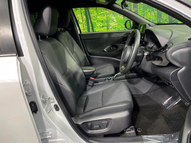 Toyota Yaris Cross 8
