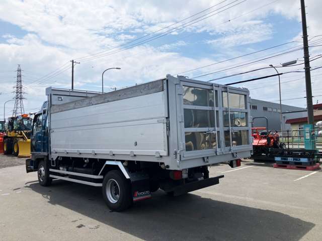 Hino Ranger 4