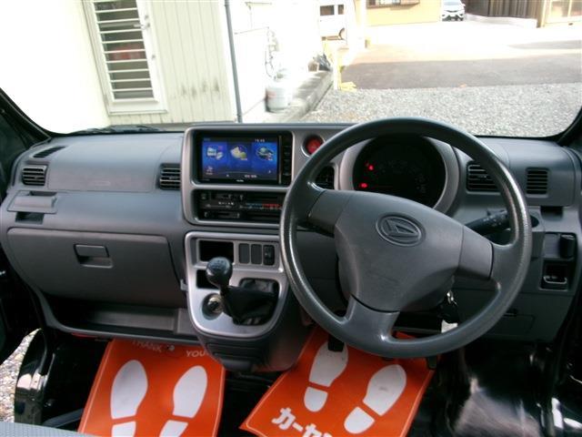 Daihatsu Hijet Deck Van 11