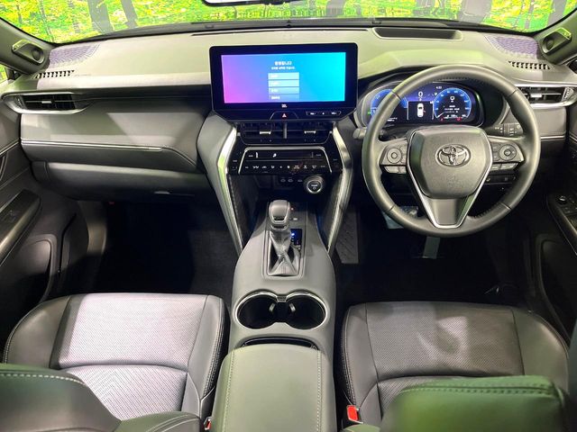 Toyota Harrier 3