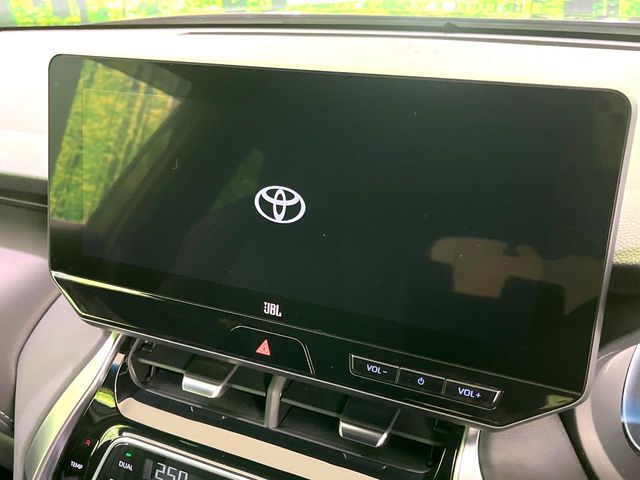 Toyota Harrier 5