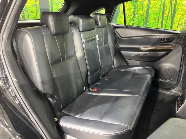 Toyota Harrier 12
