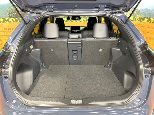 Toyota Yaris Cross 10