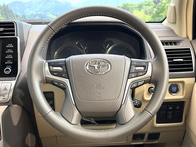Toyota Land Cruiser Prado 12