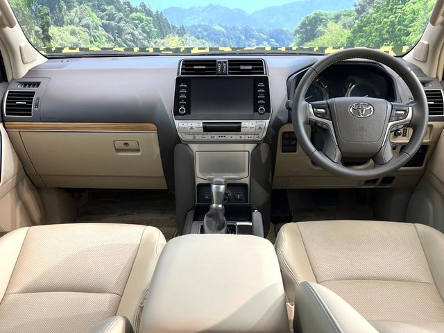 Toyota Land Cruiser Prado 2