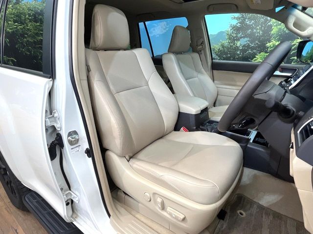 Toyota Land Cruiser Prado 8