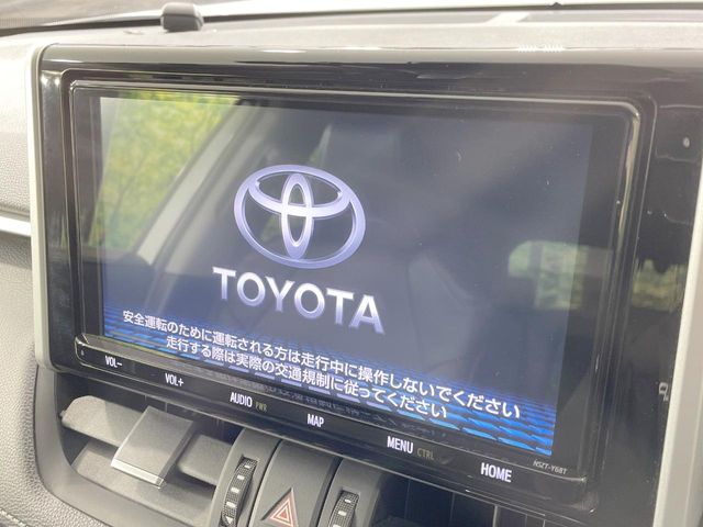 Toyota RAV4 6