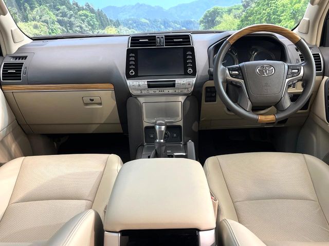 Toyota Land Cruiser Prado 2
