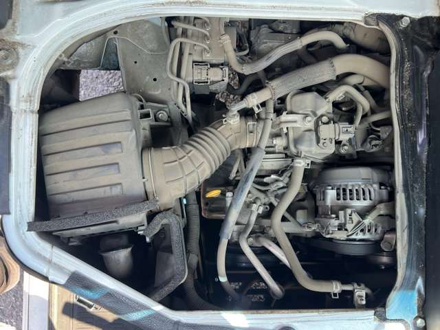 Daihatsu Hijet Cargo 12