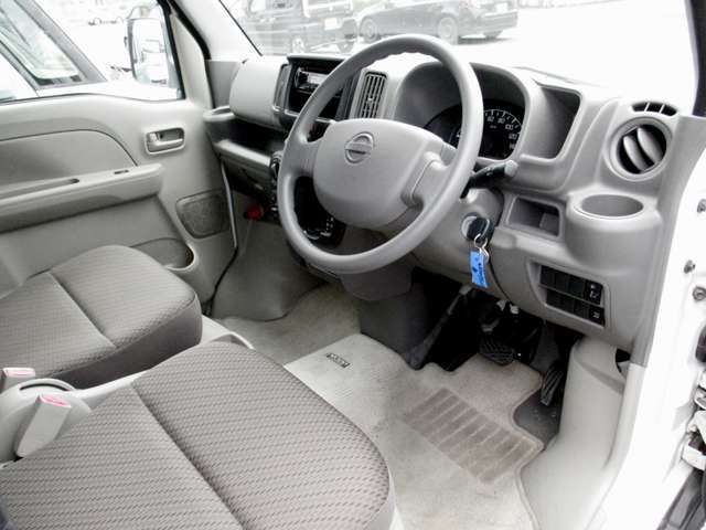 Nissan NV100 Clipper 3