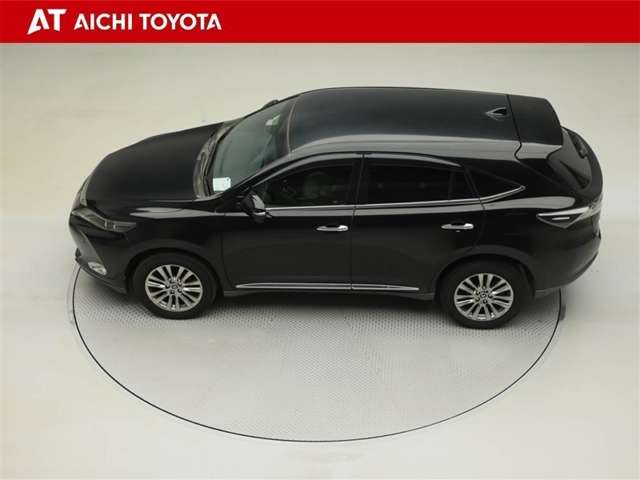 Toyota Harrier 11