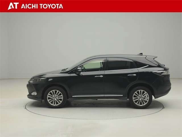 Toyota Harrier 3