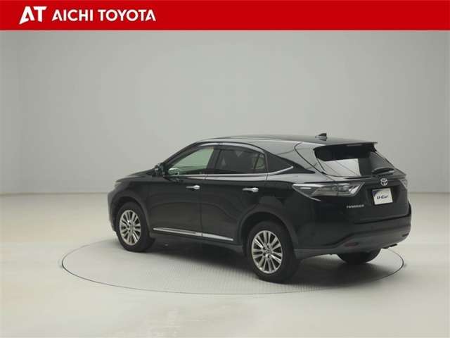 Toyota Harrier 4