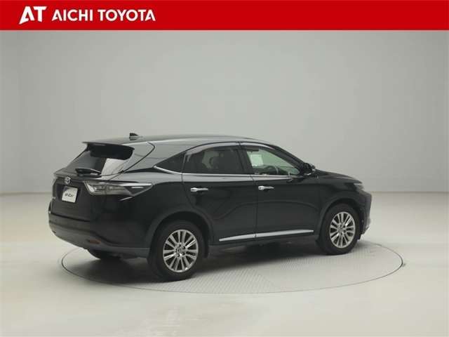 Toyota Harrier 6
