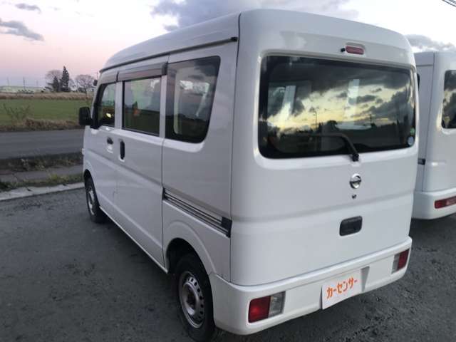 Nissan NV100 Clipper 12