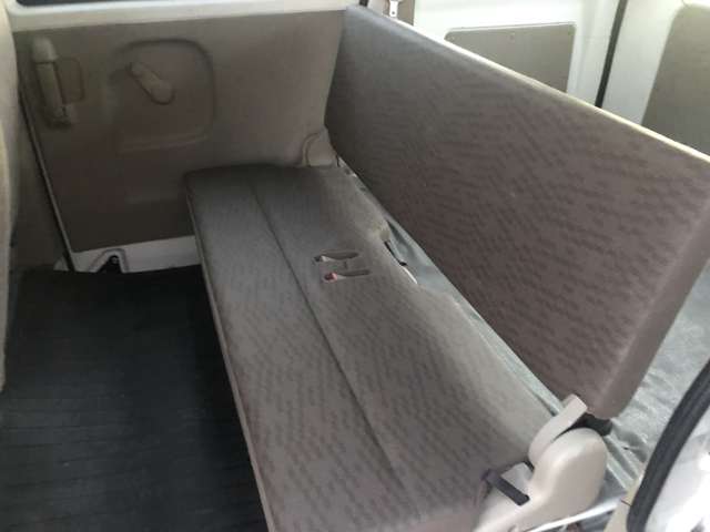 Nissan NV100 Clipper 7