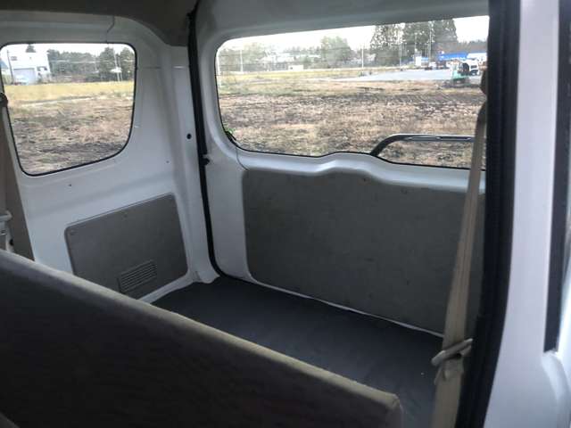 Nissan NV100 Clipper 9
