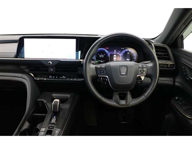 Toyota Crown Crossover 5