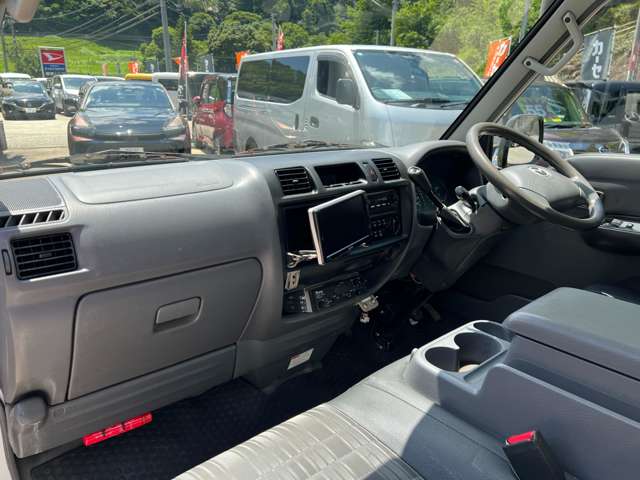 Mazda Bongo Truck 12