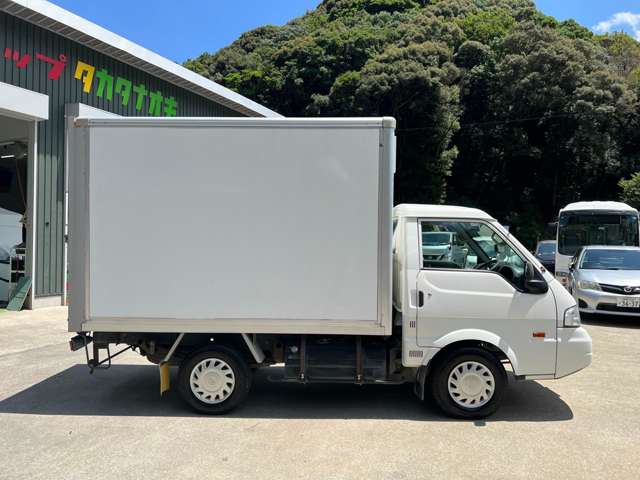 Mazda Bongo Truck 6