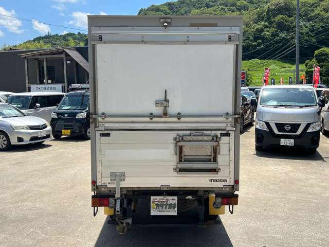 Mazda Bongo Truck 8