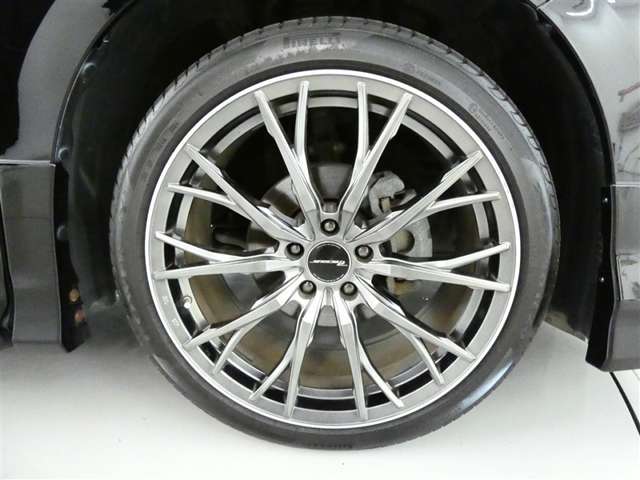 Toyota Alphard 5