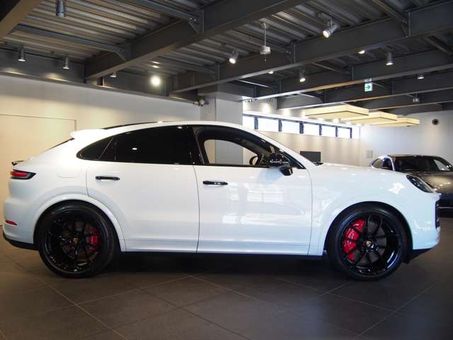 Porsche Cayenne Coupe 7
