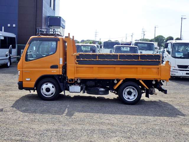 Mitsubishi Fuso Canter 7