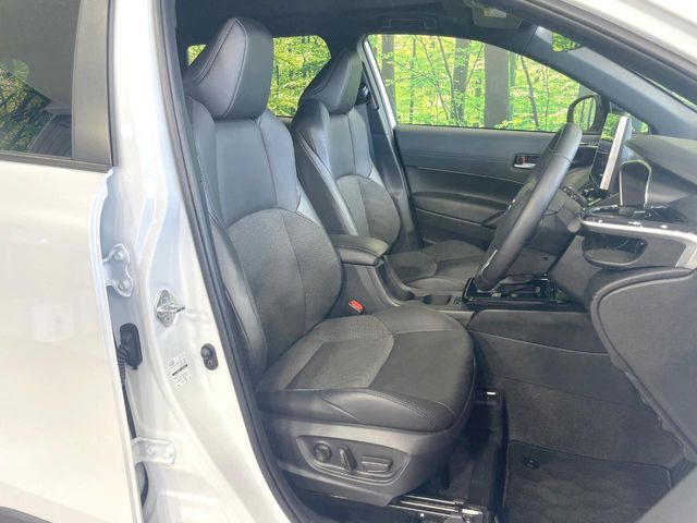 Toyota Corolla Cross 8