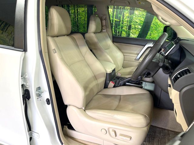 Toyota Land Cruiser Prado 8