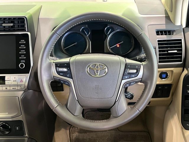 Toyota Land Cruiser Prado 12