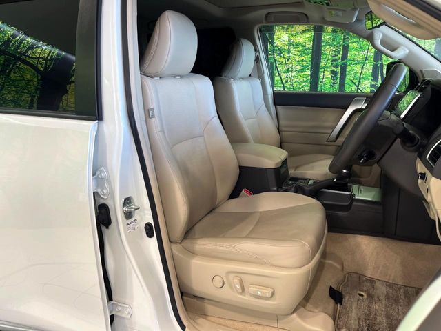 Toyota Land Cruiser Prado 8